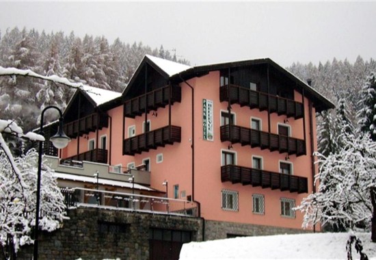 Park Hotel Bellevue - Skirama Dolomiti