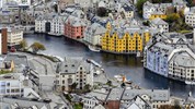 Norsko: plavba za polární září s Hurtigruten
