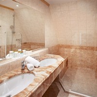 Grand Hotel (S) - www.marco-polo.cz