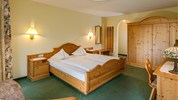 Hotel Sonnenhügel ****