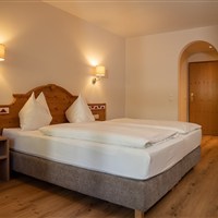 Hotel Sonnenhügel (S) - www.marco-polo.cz