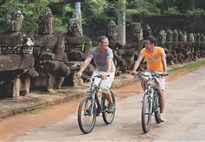 Belmond La Residence d´Angkor je výborným výchozím bodem pro výlety, například pro cyklovýlet do chrámového komplexu.