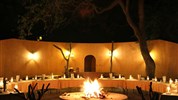 Mohlabetsi Safari Lodge - Některé večeře jsou formou tzv. "boma" u otevřeného ohně.