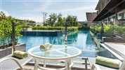 The Sands hotel Khao Lak by Katathani - junior suite se vstupem do bazénu