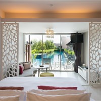 The Sand hotel Khao Lak - junior suite se vstupem do bazénu - ckmarcopolo.cz