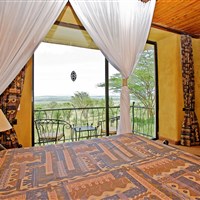 Serengeti Sopa Lodge - Pokoje v Serengeti Sopa Lodge jsou příjemně veliké a dobře vybavené. - ckmarcopolo.cz