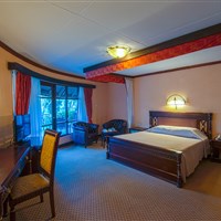 Lake Naivasha Sopa Resort - Velmi kvalitní pokoje v různém uspořádání - s manželskou postelí, oddělenými lůžky i s možností přistýlek. - ckmarcopolo.cz