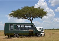 Expediční vozidlo na safari