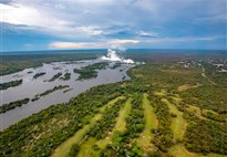 Elephant Hills u řeky Zambezi