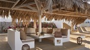 Pobyt u moře - Muscat Hills Resort - Plážové posezení