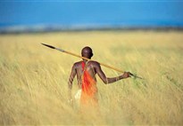 Safari v Masai Mara - masajský stopař