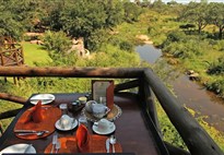 Lukimbi Safari Lodge