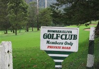 Nuwara Elia - nemůže zde chybět typicky britský golfový klub a hřiště