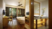 Berjaya Langkawi Resort - rainforest chalet