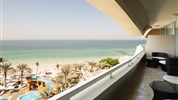Occidental Sharjah Grand 4* - výhled z pokoje deluxe sea view