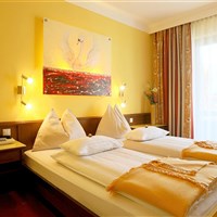 Hotel Zanker S22 - ckmarcopolo.cz