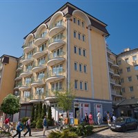 Hotel Palace Hévíz - ckmarcopolo.cz