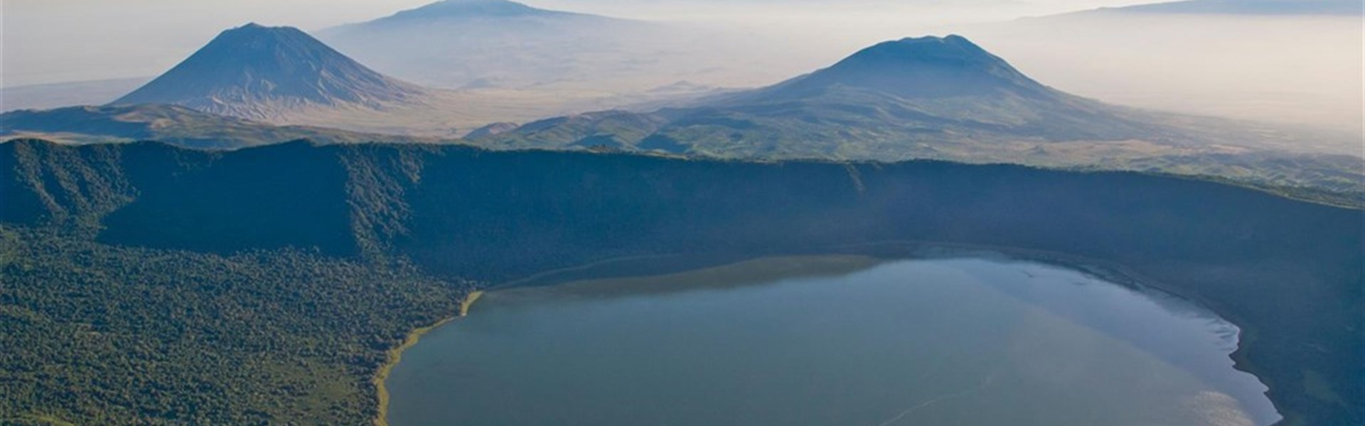 Ngorongoro - Kráter Ngorongoro - Tanzanie -safari