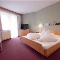 Hotel Alpenfriede (W) - ckmarcopolo.cz