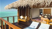 Medhufushi Island Resort - sleva 30% - Water Villa