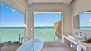 Kandima Maldives 5* - sleva až 35% a večeře ZDARMA - aqua villa