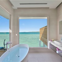 Kandima Maldives 5* - aqua villa - ckmarcopolo.cz