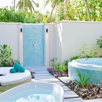 Kandima Maldives 5* - koupelna v beach vile - ckmarcopolo.cz