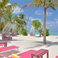 Kandima Maldives 5* - pláž - ckmarcopolo.cz