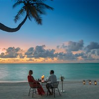 Kandima Maldives 5* - pláž - ckmarcopolo.cz