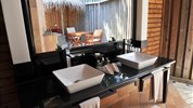 Komandoo Island Resort & Spa - Jacuzzi Beach Villa