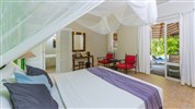 Kuredu Island Resort & Spa 4* - Garden Bungalow