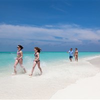 Meeru Island Resort & Spa - ckmarcopolo.cz