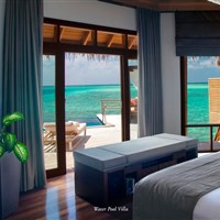 Baros Maldives Resort 5* - - Water Pool Villa - ckmarcopolo.cz