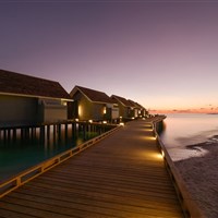 Kuramathi Island Resort - Thundi water villa with pool - ckmarcopolo.cz