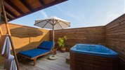 Vilamendhoo Island Resort & Spa 4* - Jacuzzi Water Villa