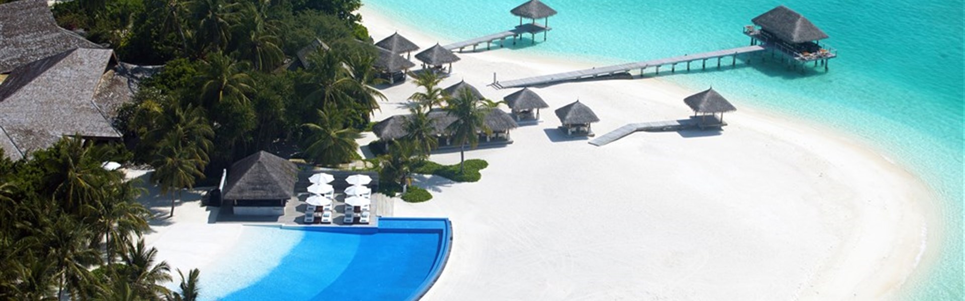 Marco Polo - Velassaru Maldives 5* - - pláž s bazénem