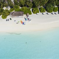 Velassaru Maldives 5* - - pláž - ckmarcopolo.cz