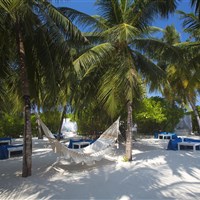 Velassaru Maldives 5* - - zahrada u fen baru - ckmarcopolo.cz