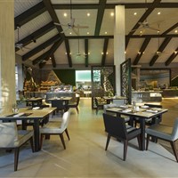 Velassaru Maldives 5* - vela restaurant - ckmarcopolo.cz