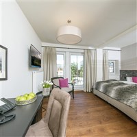 Boutique Hotel Two Timez (W) - ckmarcopolo.cz