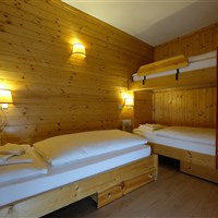 Apartmány Veronza Holiday Centre - ckmarcopolo.cz