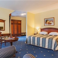 RAMADA Hotel & Suites Kranjska Gora (W) - ckmarcopolo.cz