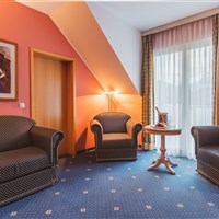 RAMADA Hotel & Suites Kranjska Gora (W) - ckmarcopolo.cz