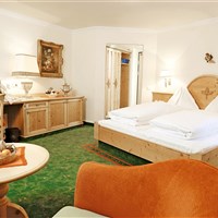 Boutiquehotel Bauer (S) - ckmarcopolo.cz