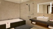 DoubleTree by Hilton Resort & Spa Marjan Island 5*