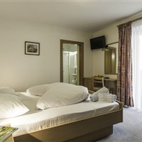 Hotel Adler - ckmarcopolo.cz