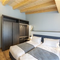 Regina del Garda Suite - ckmarcopolo.cz