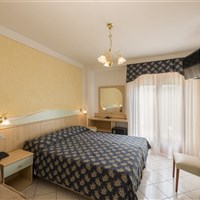 Hotel Villa Dirce - ckmarcopolo.cz