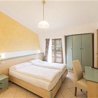 Hotel Garda Bellevue - ckmarcopolo.cz