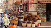 Plavba po Nilu s česky mluvícím průvodcem a pobyt u moře - Asuán prodej koření